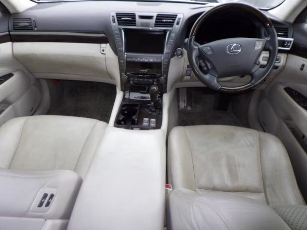 LEXUS LS460