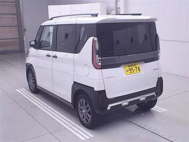 MITSUBISHI DELICA MINI