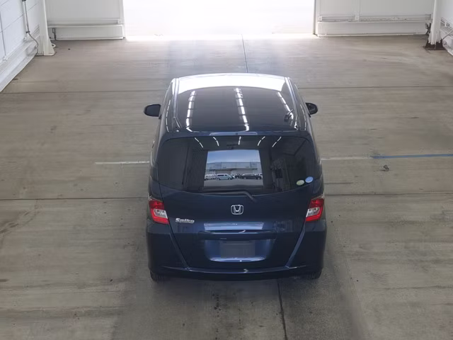 HONDA FREED SPIKE