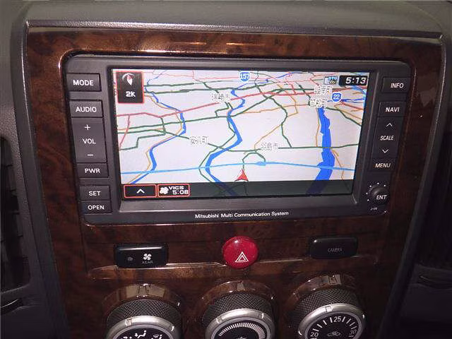 MITSUBISHI DELICA D:5