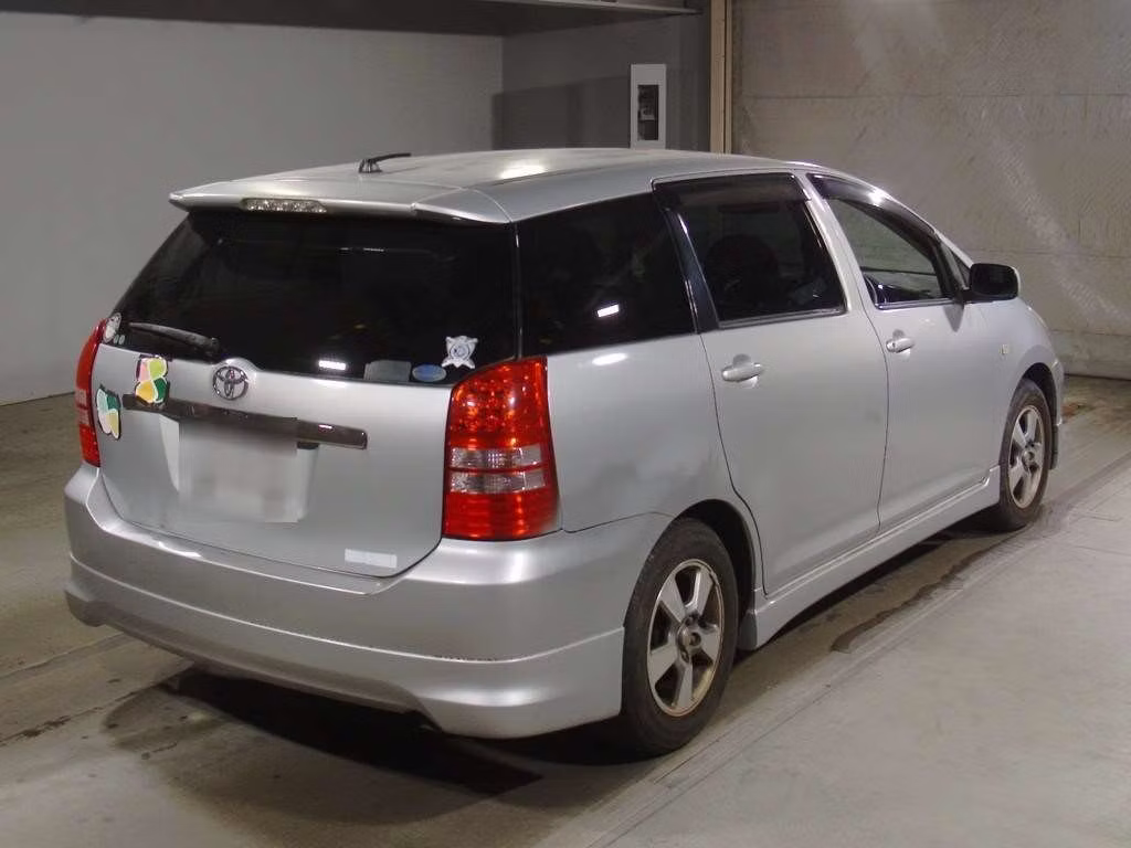 TOYOTA WISH