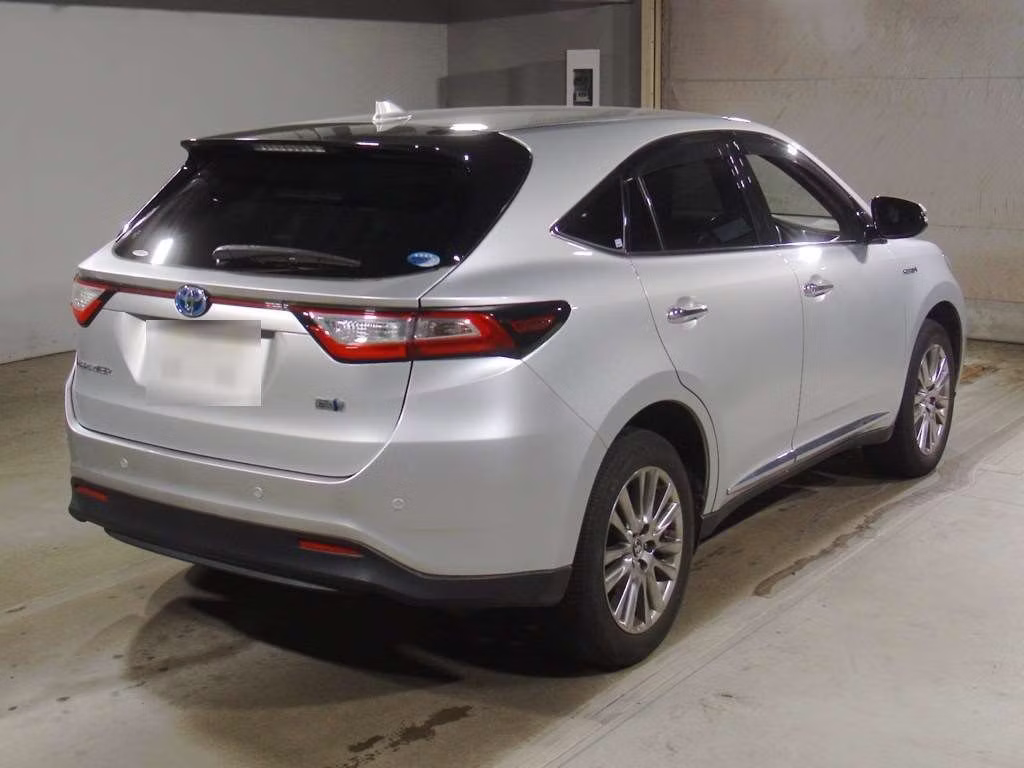 TOYOTA HARRIER