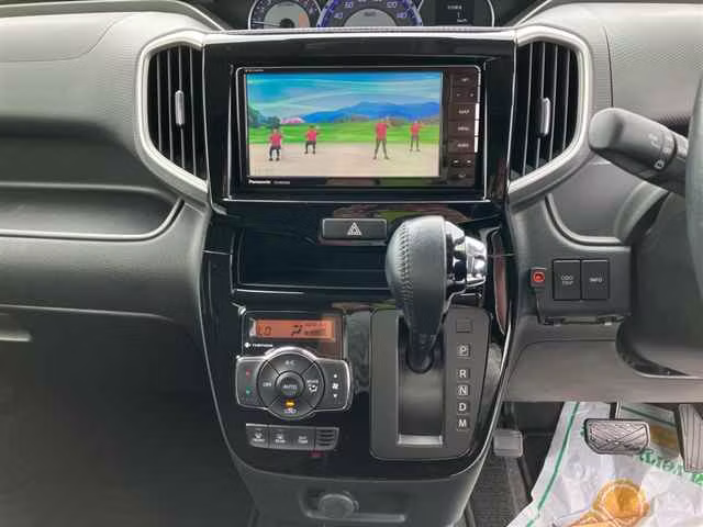 MITSUBISHI DELICA D:2