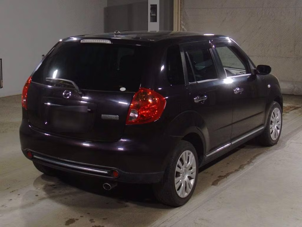 MAZDA VERISA