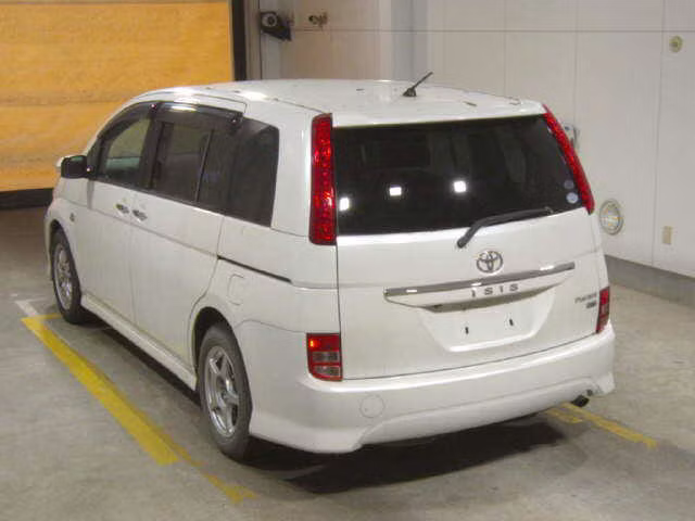 TOYOTA ISIS