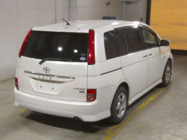 TOYOTA ISIS