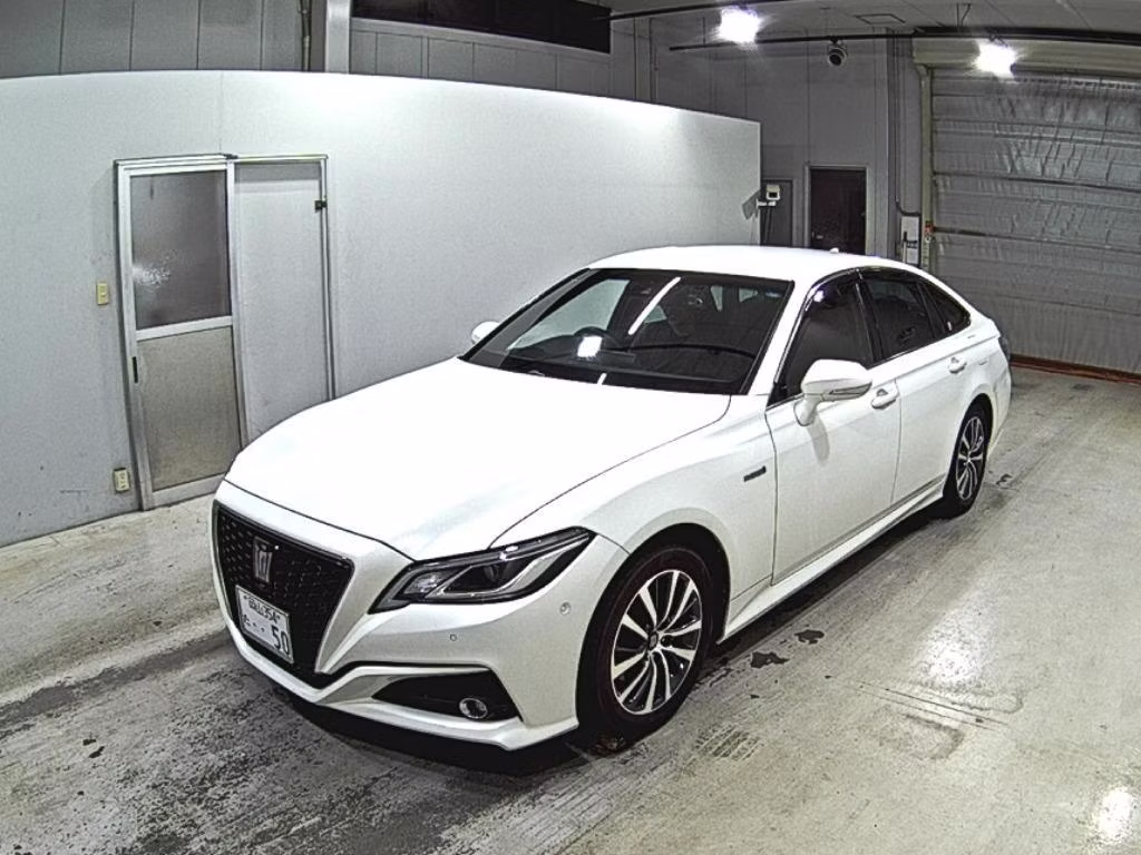 TOYOTA CROWN