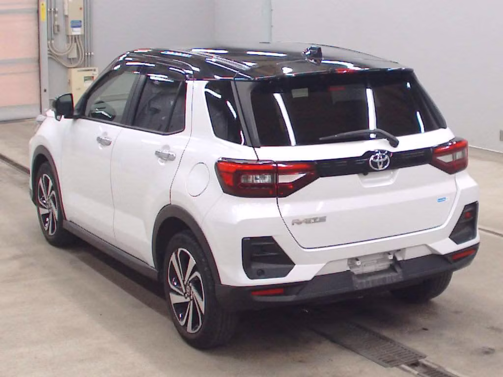 TOYOTA RAIZE