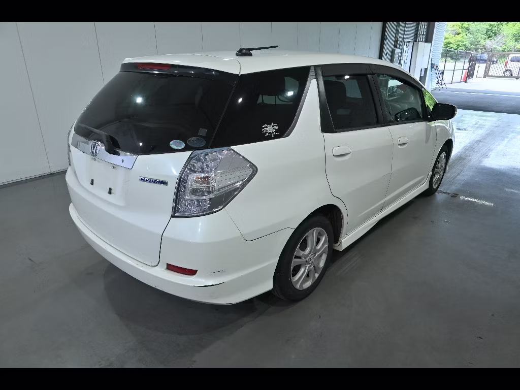 HONDA FIT SHUTTLE