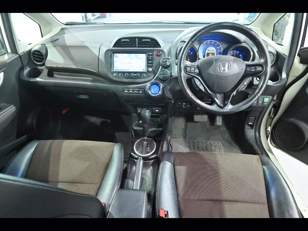 HONDA FIT SHUTTLE
