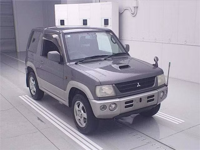 MITSUBISHI PAJERO MINI