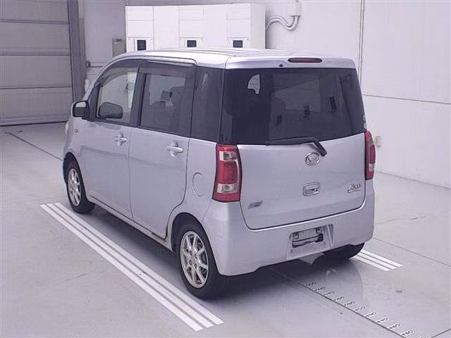 DAIHATSU TANTO EXE