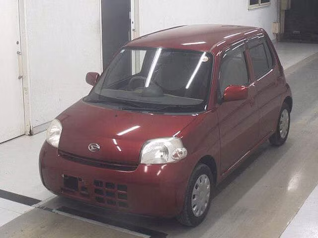 DAIHATSU ESSE