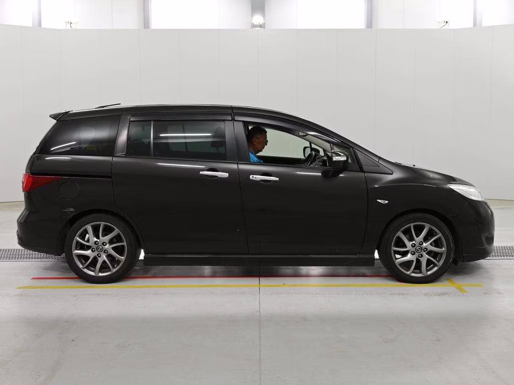 NISSAN LAFESTA
