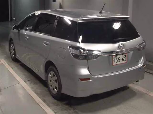TOYOTA WISH