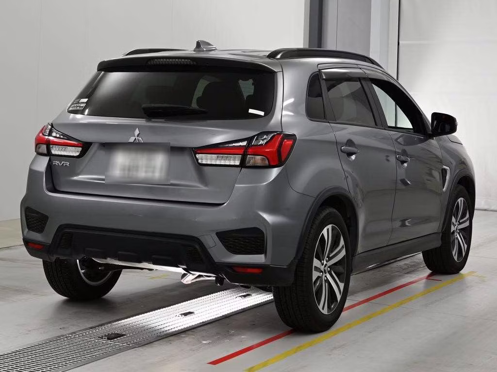 MITSUBISHI RVR