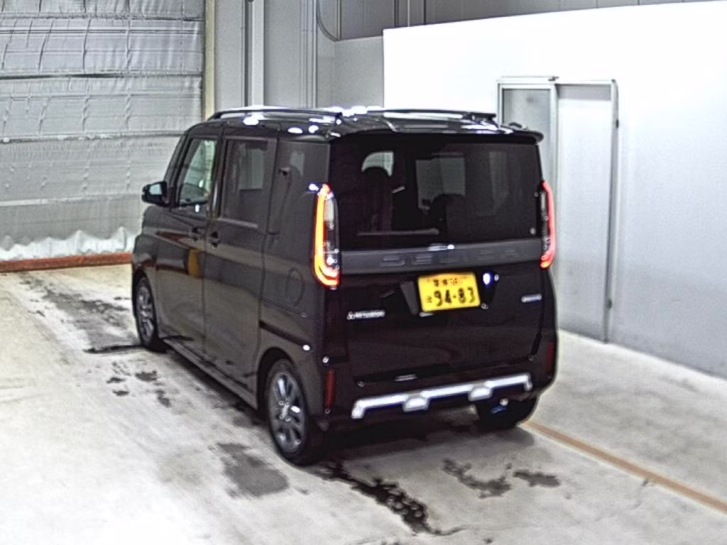 MITSUBISHI DELICA MINI