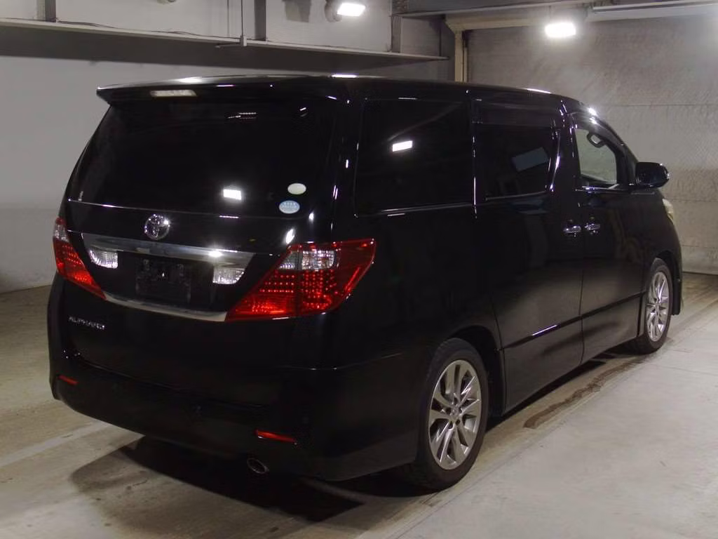 TOYOTA ALPHARD