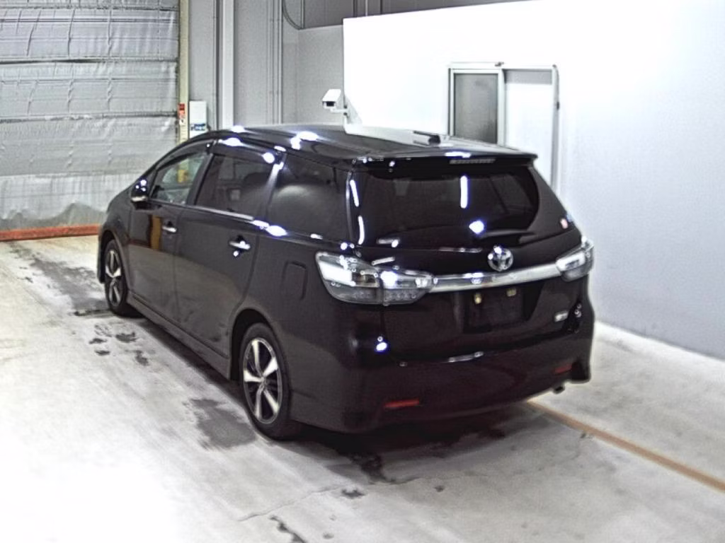 TOYOTA WISH
