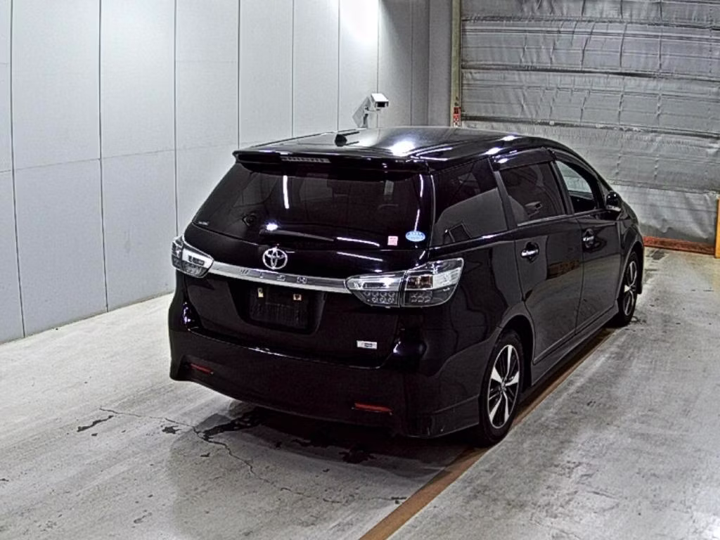 TOYOTA WISH
