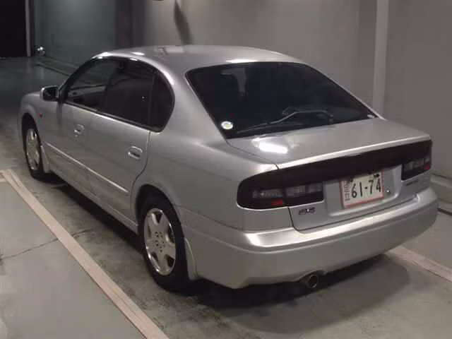 SUBARU LEGACY B4