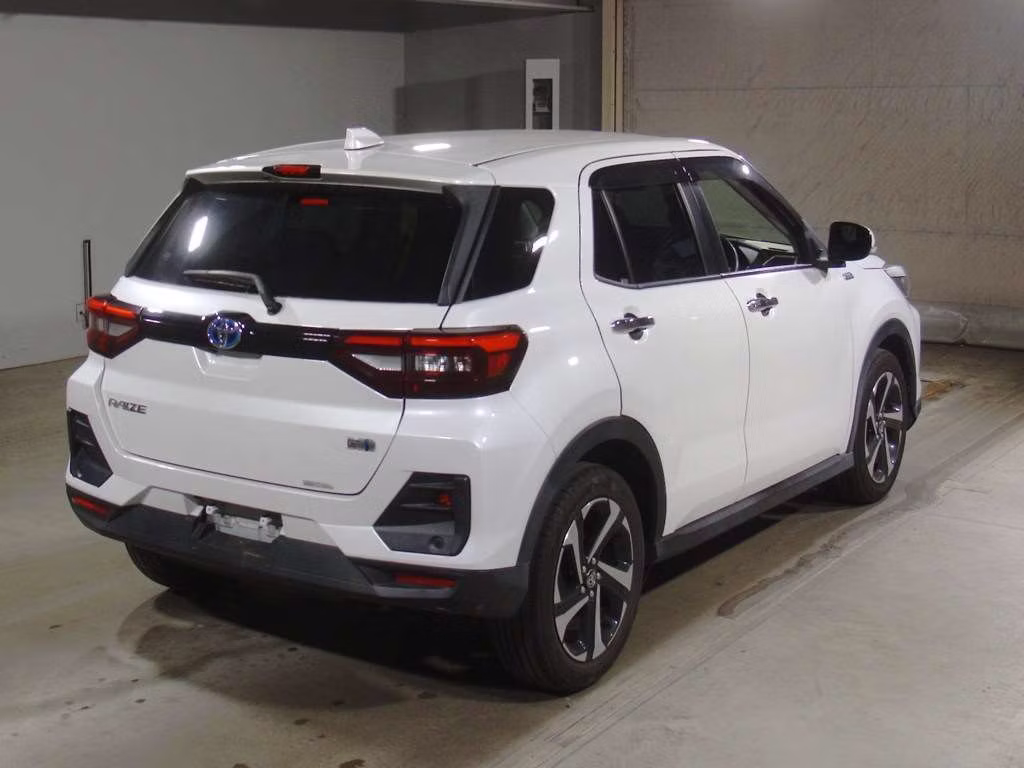 TOYOTA RAIZE