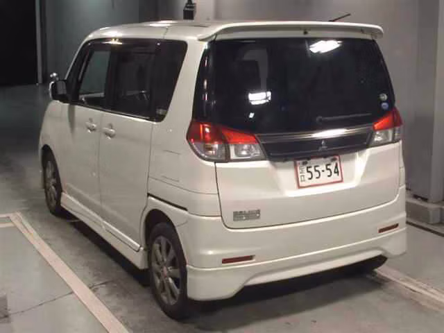 MITSUBISHI DELICA D:2