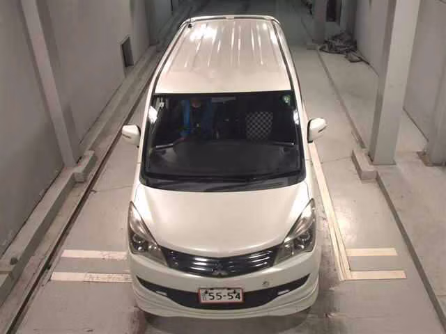 MITSUBISHI DELICA D:2