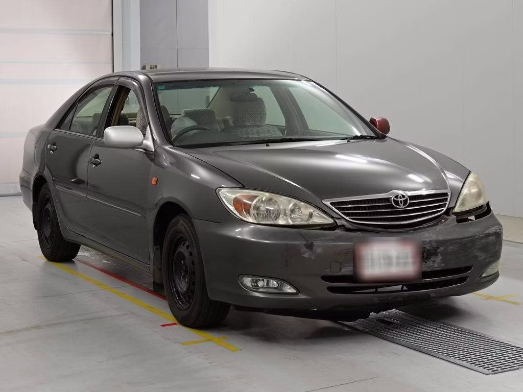 TOYOTA CAMRY