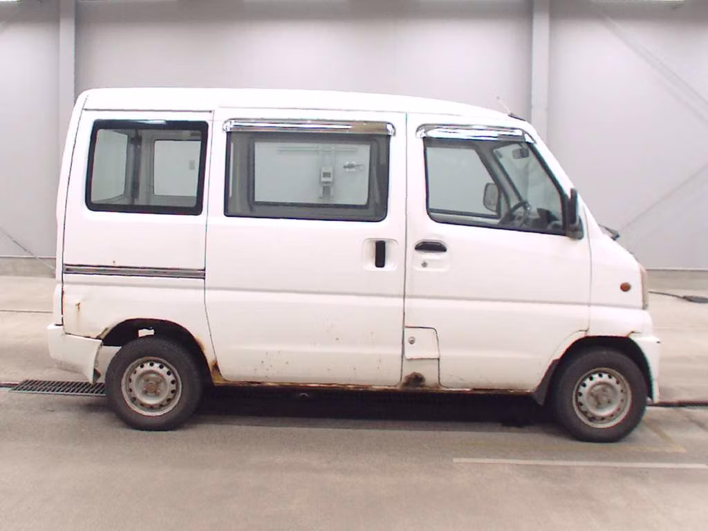 MITSUBISHI MINICAB
