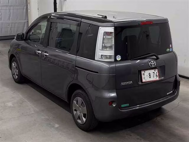 TOYOTA SIENTA