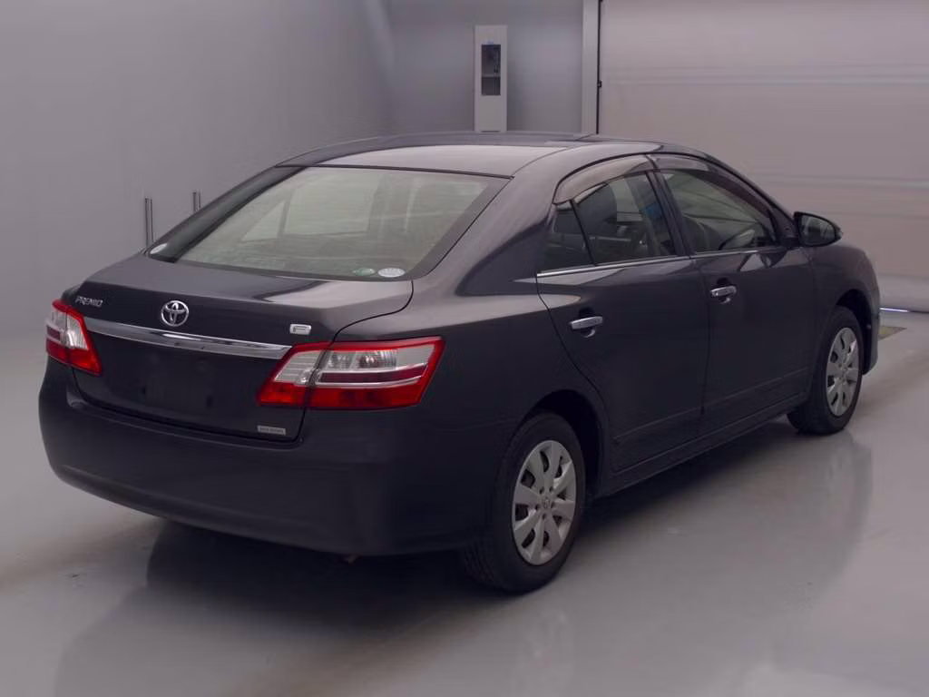 TOYOTA PREMIO