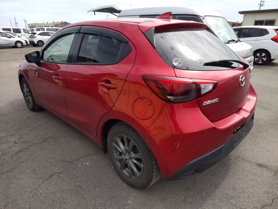 MAZDA DEMIO