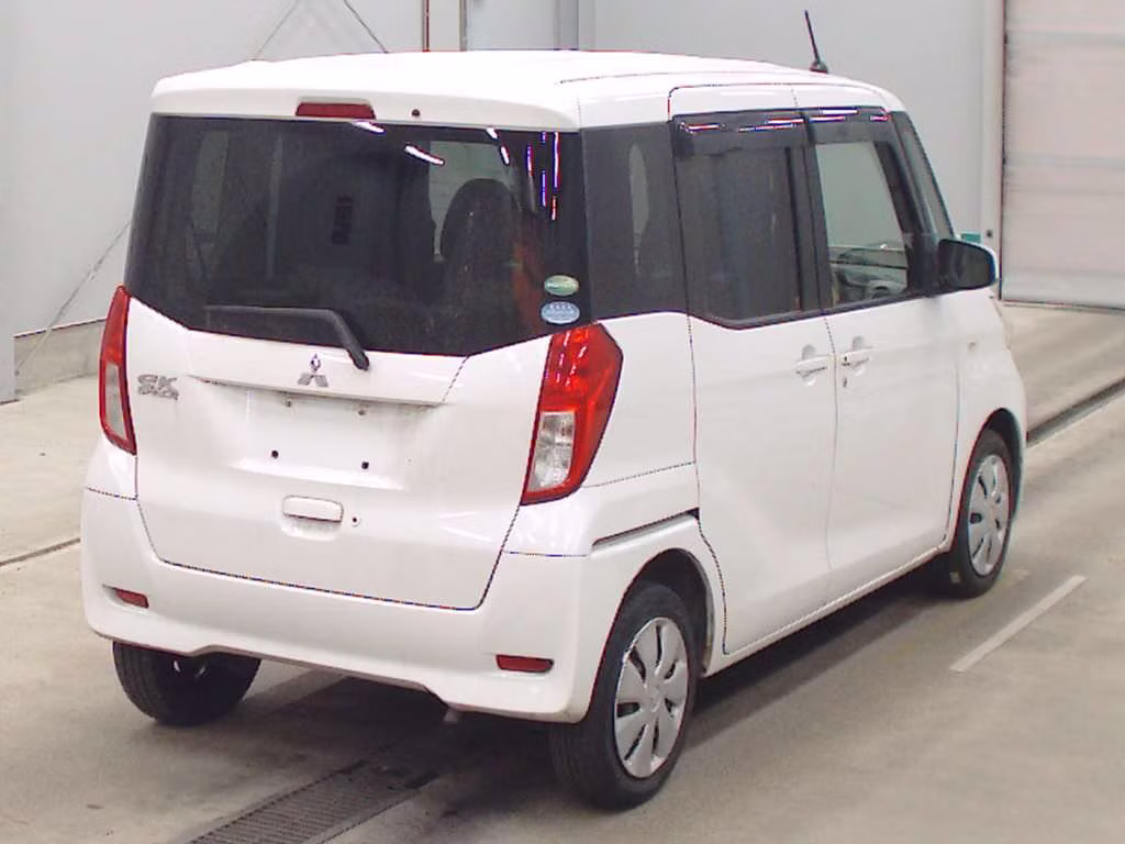 MITSUBISHI EK SPACE