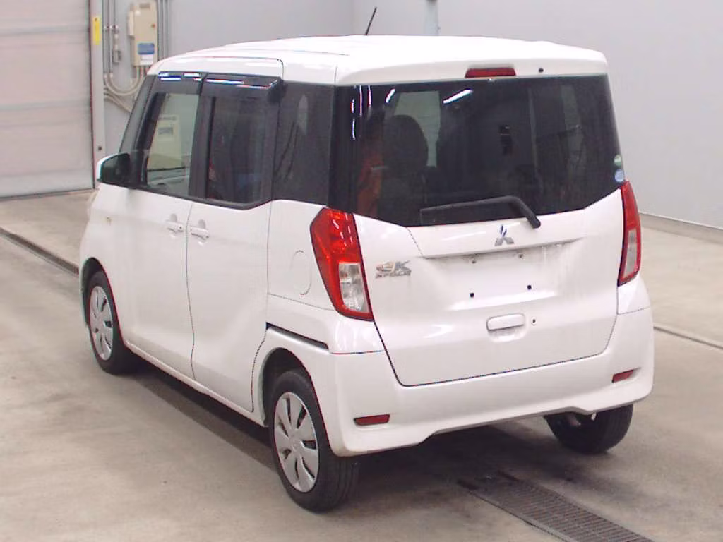 MITSUBISHI EK SPACE