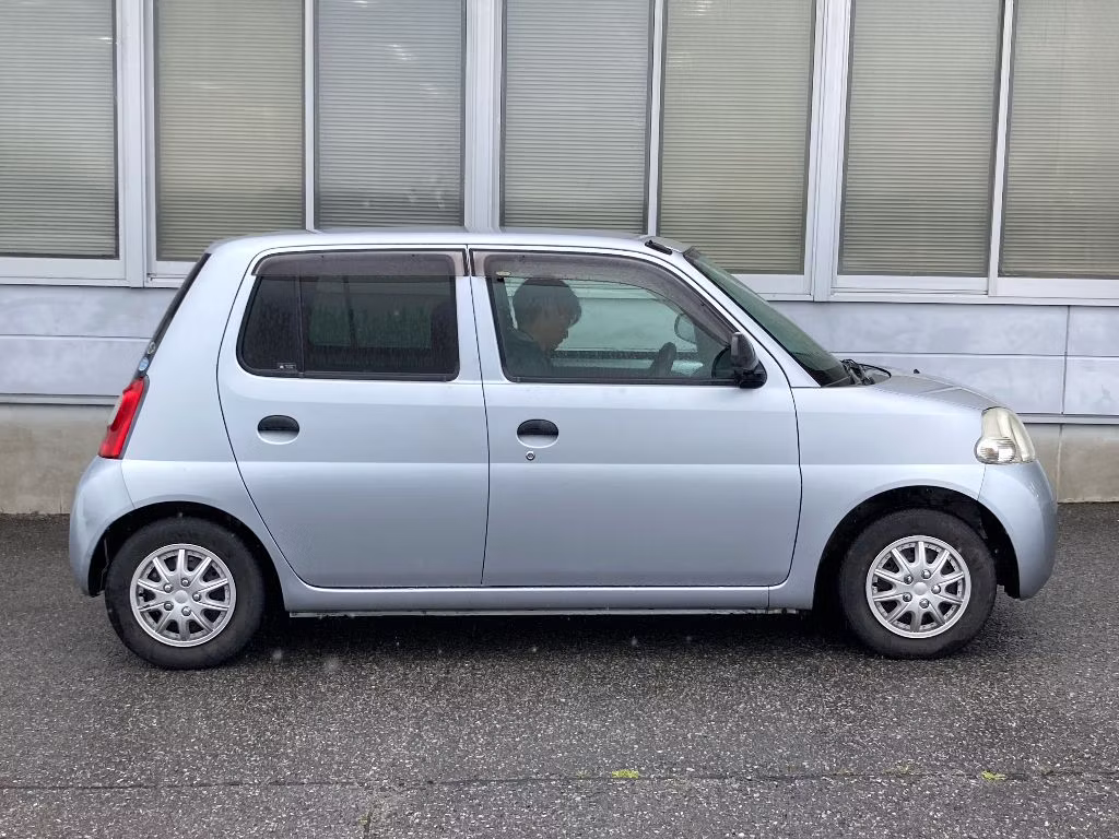 DAIHATSU ESSE