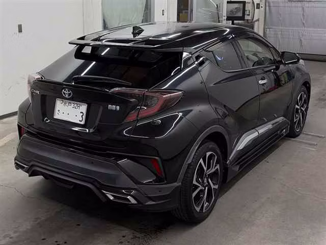 TOYOTA C-HR