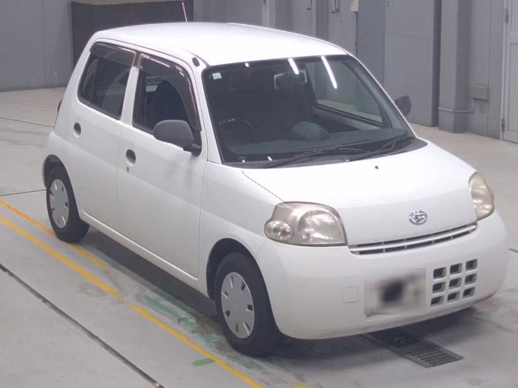 DAIHATSU ESSE