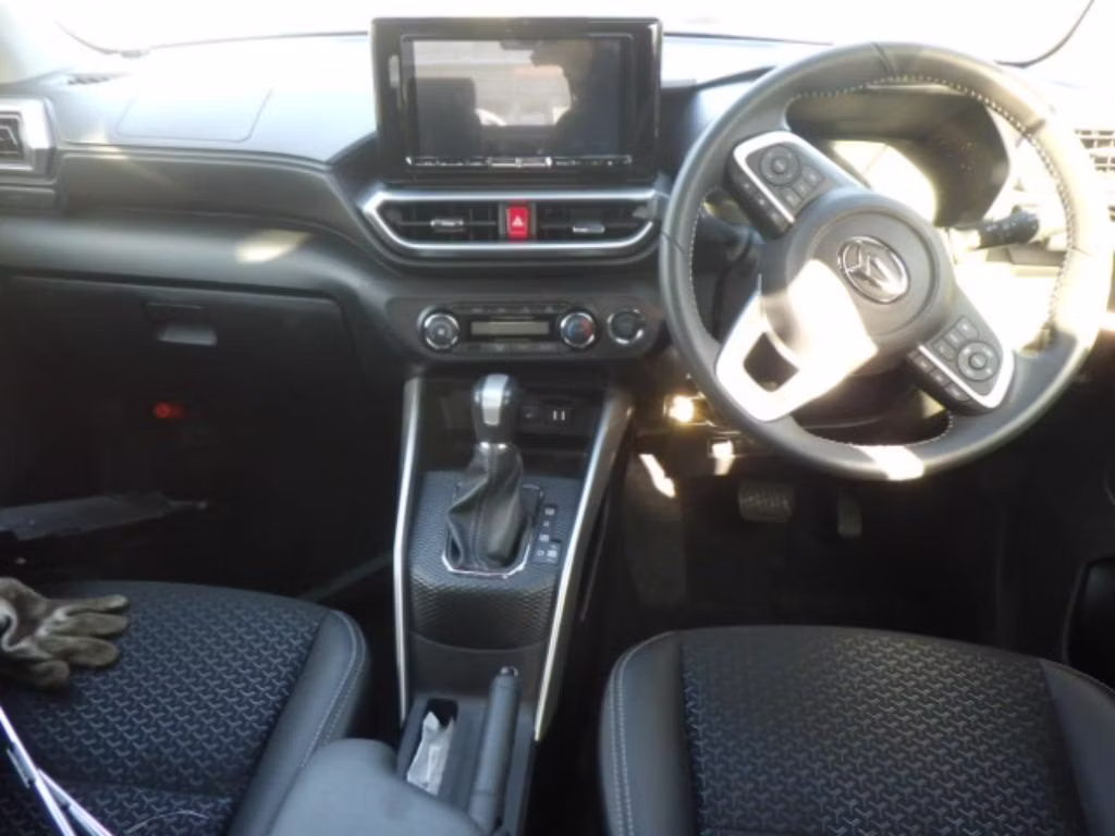 DAIHATSU ROCKY