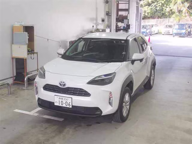 TOYOTA YARIS CROSS