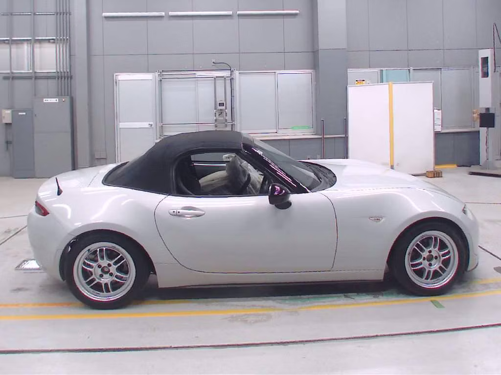 MAZDA MX-5
