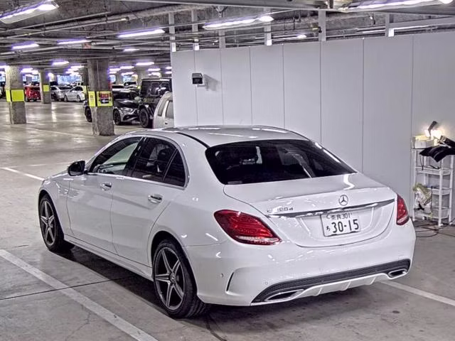 MERCEDES-BENZ C-CLASS