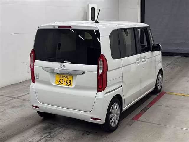 HONDA N-BOX