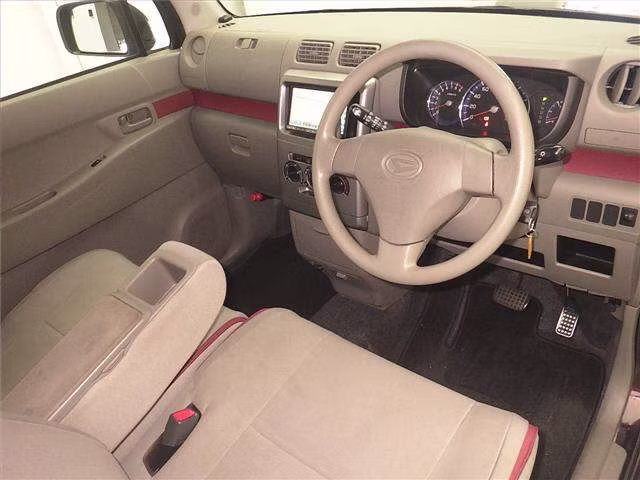 DAIHATSU MOVE CONTE