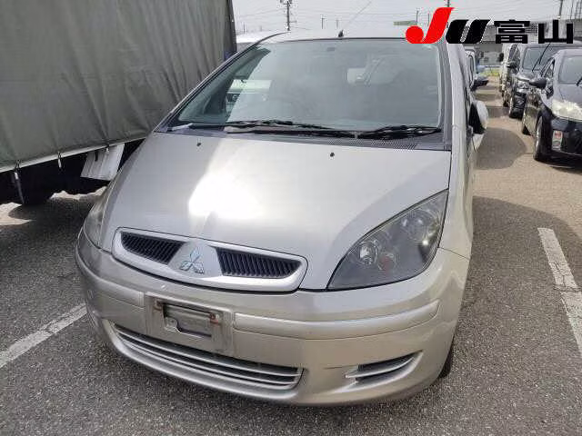 MITSUBISHI COLT
