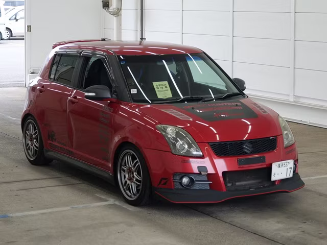 SUZUKI SWIFT