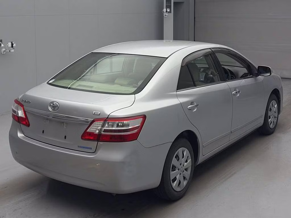 TOYOTA PREMIO