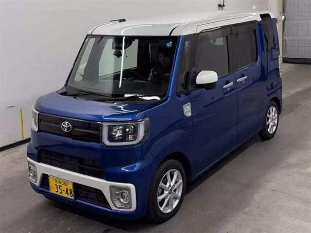 TOYOTA PIXIS MEGA