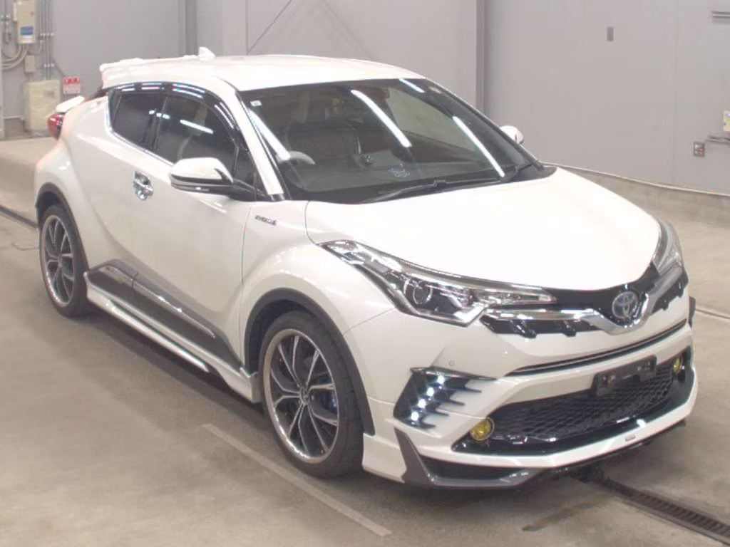 TOYOTA C-HR