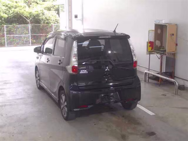 MITSUBISHI EK CUSTOM